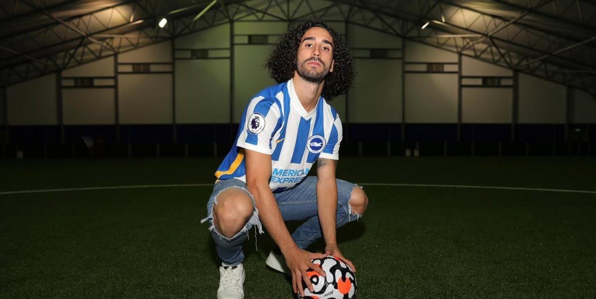 6-0轻取，西班牙省队吊打国足？2-3逆转，7万球迷前含泪到账500万