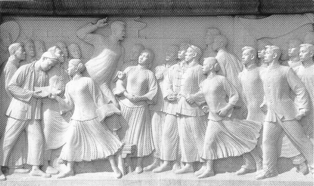 五上方寸的《五四运动》浮雕