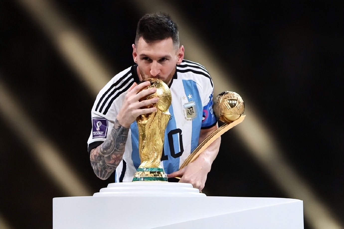 最肮脏的世界杯,世界杯最凶残的4张红牌