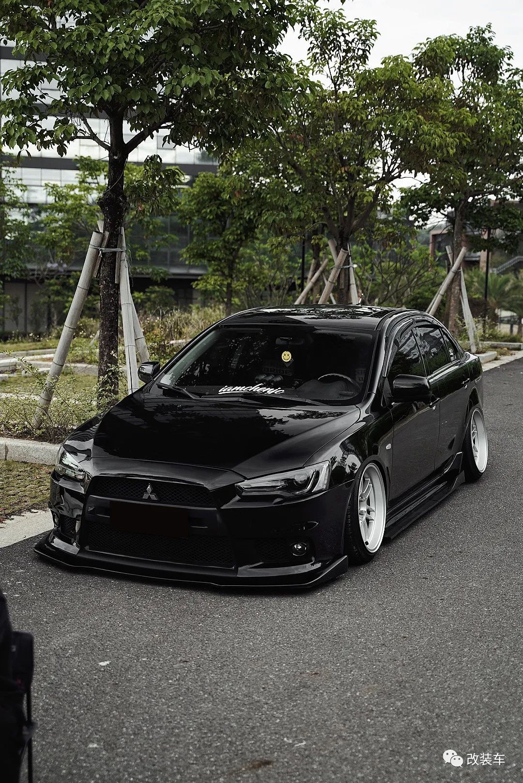 三菱翼神手动挡驾驶感受,00后三菱翼神