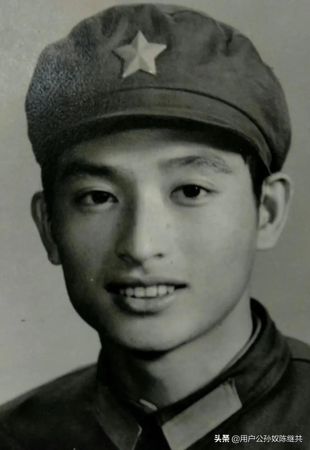 六五军装战友照片,真正六五式军装照片