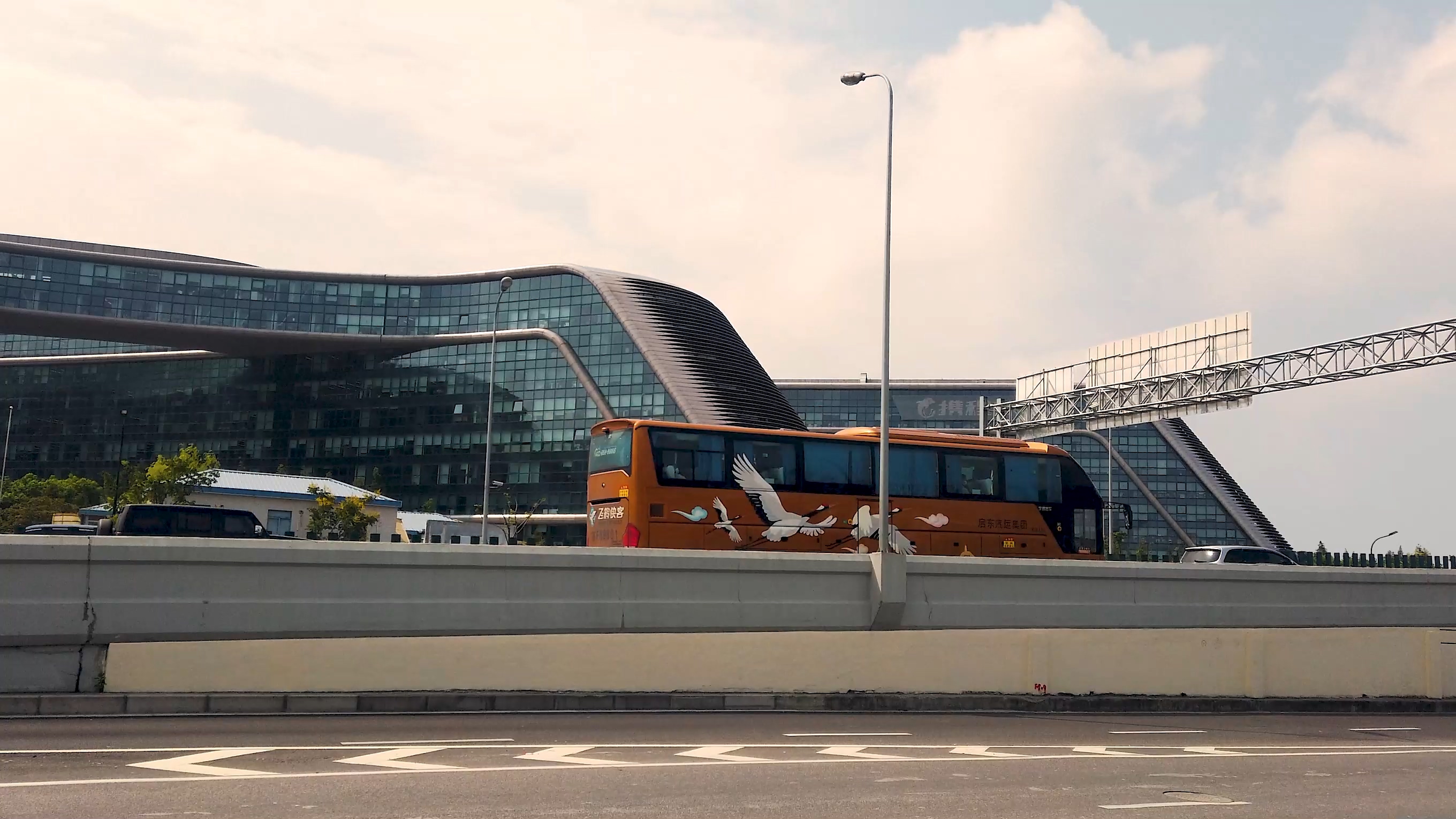 上海长宁区为什么这么繁华,上海市长宁区繁荣吗