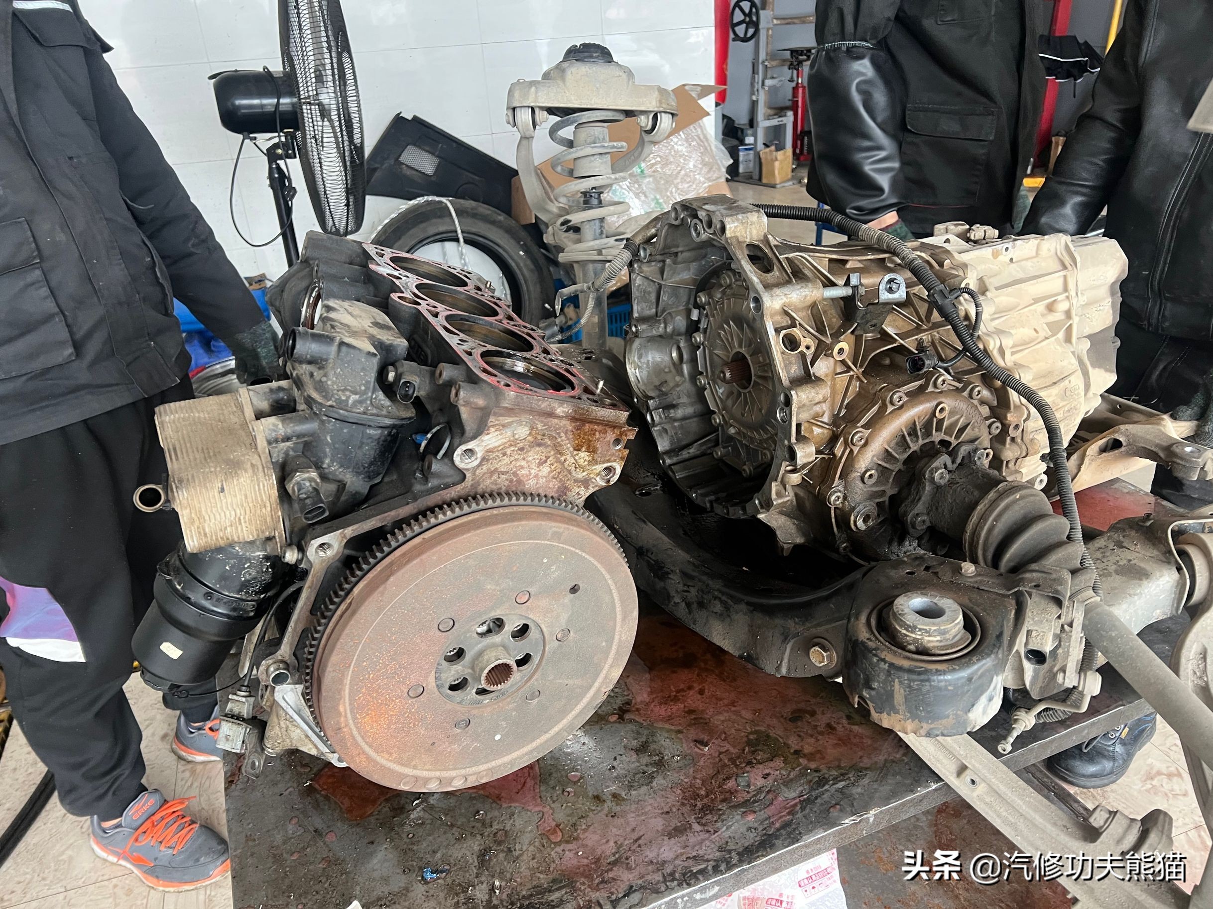 修车烧机油到底要不要拆发动机,修车把车修坏属于民事侵权吗