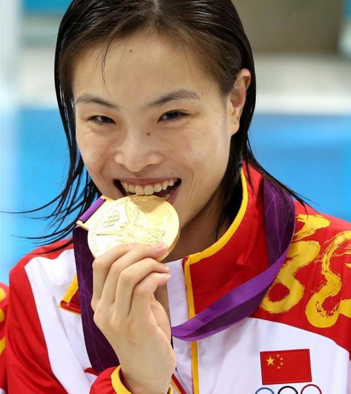 8位退役运动员今昔对比,有人成商业大佬,有人成搞笑博主