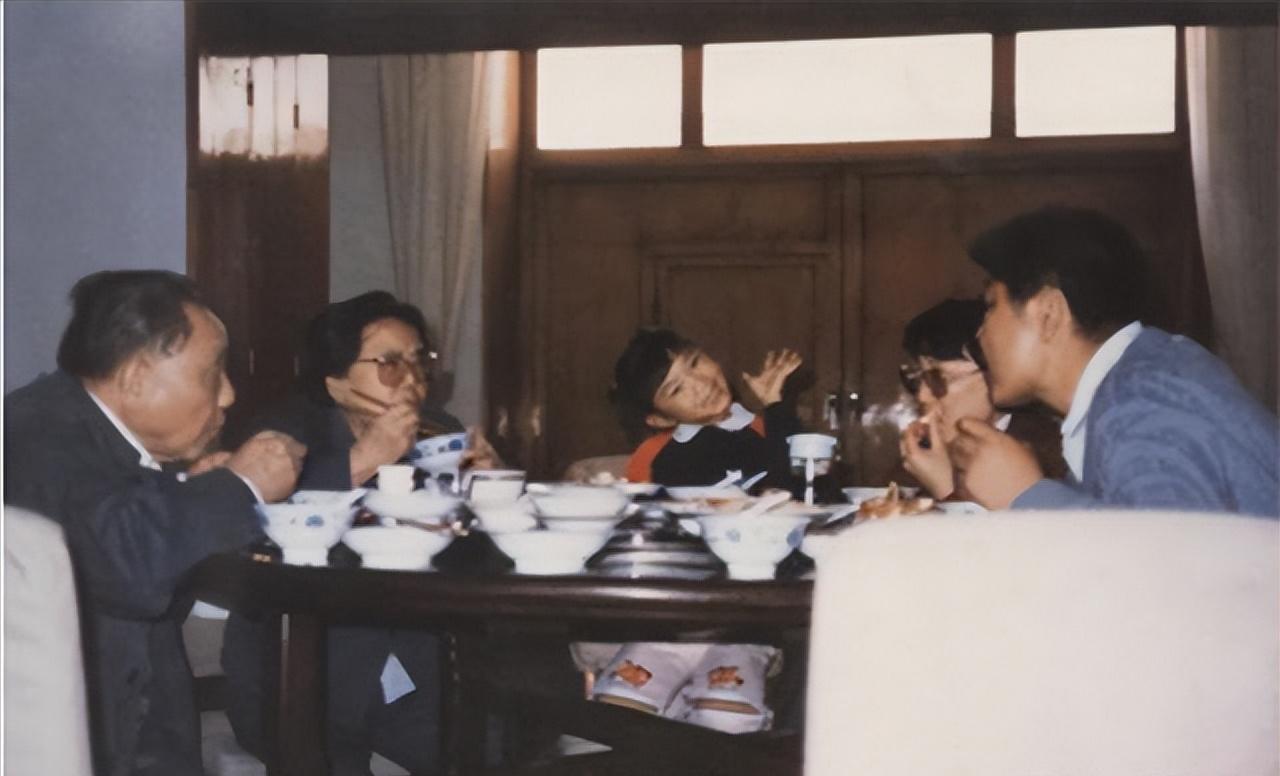 邓朴方回忆父亲*小平邓**：他从来没有谎言，从来没有说出过一个脏字