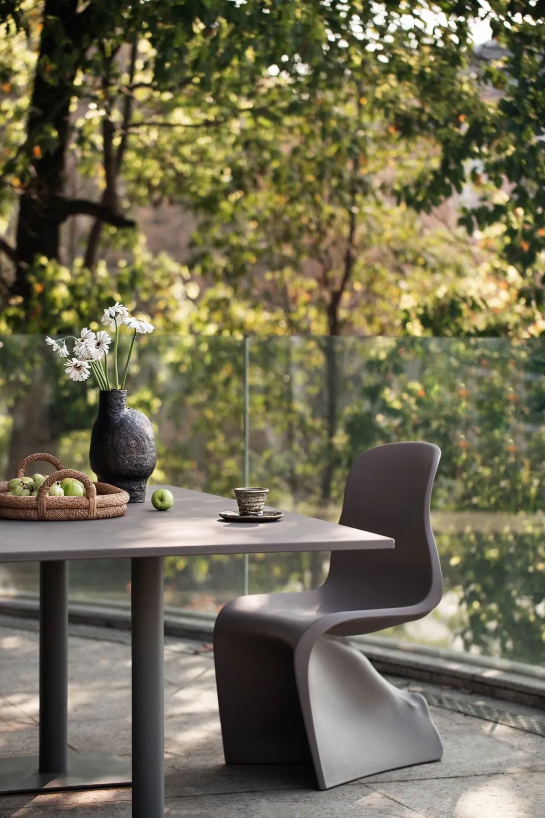 ACE DESIGN｜成都湖岸艺术别墅：逸享自在的湖岸艺术“家”