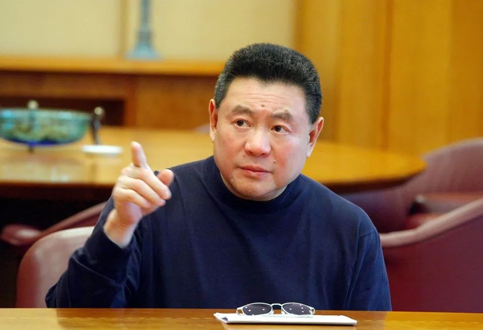 刘銮雄拍卖77个奢侈品包包,刘銮雄拍下的珠宝