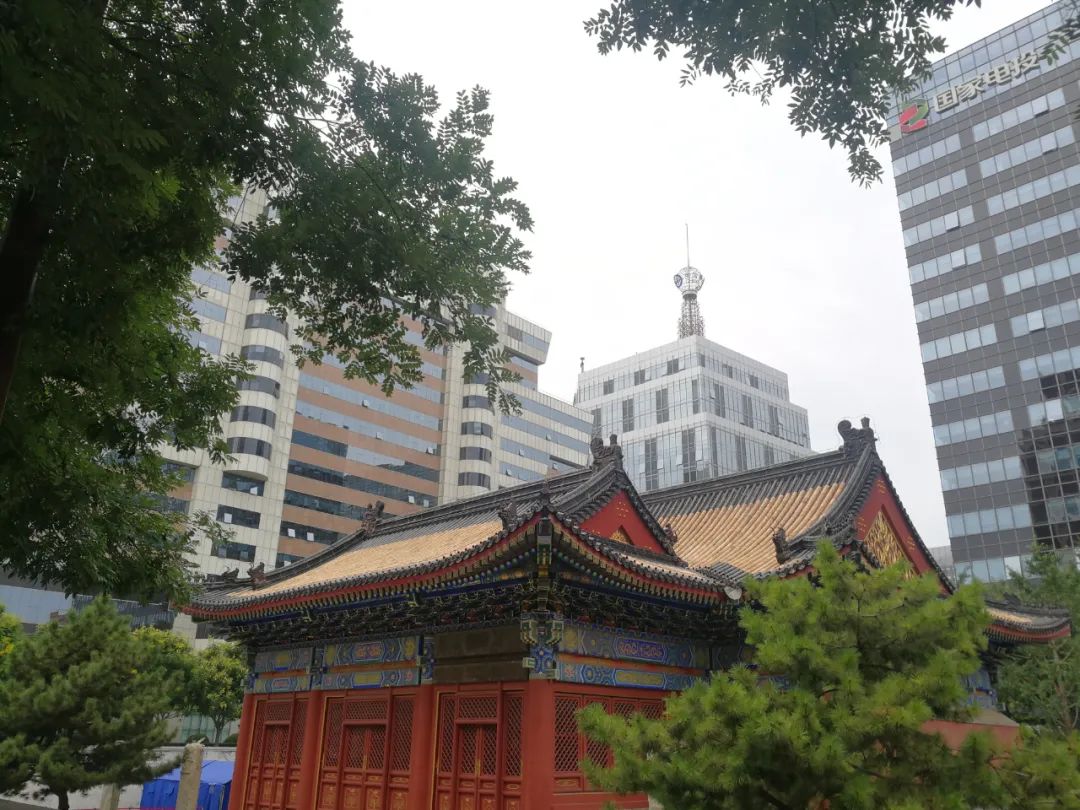 北京买房西红门和亦庄哪个好,北京亦庄和东五环买房哪个好