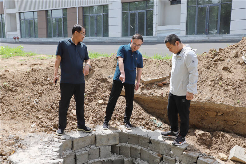 当官就要为百姓做实事,老百姓需要什么