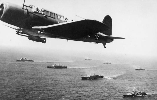 卡尔邓尼茨狼群视频,大西洋战役邓尼茨