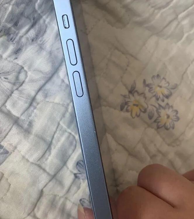 美版iPhone 14当游戏机，不开卡槽