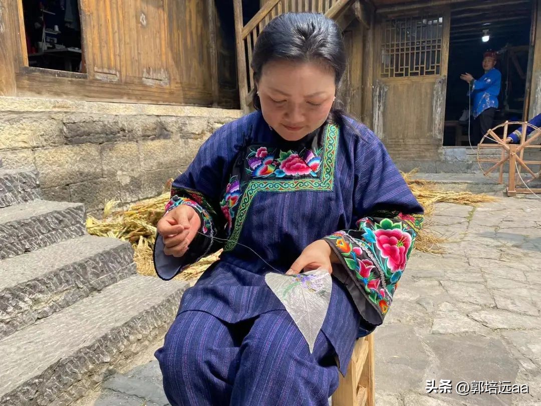 靠树叶一年赚8000万,一片树叶卖7000元