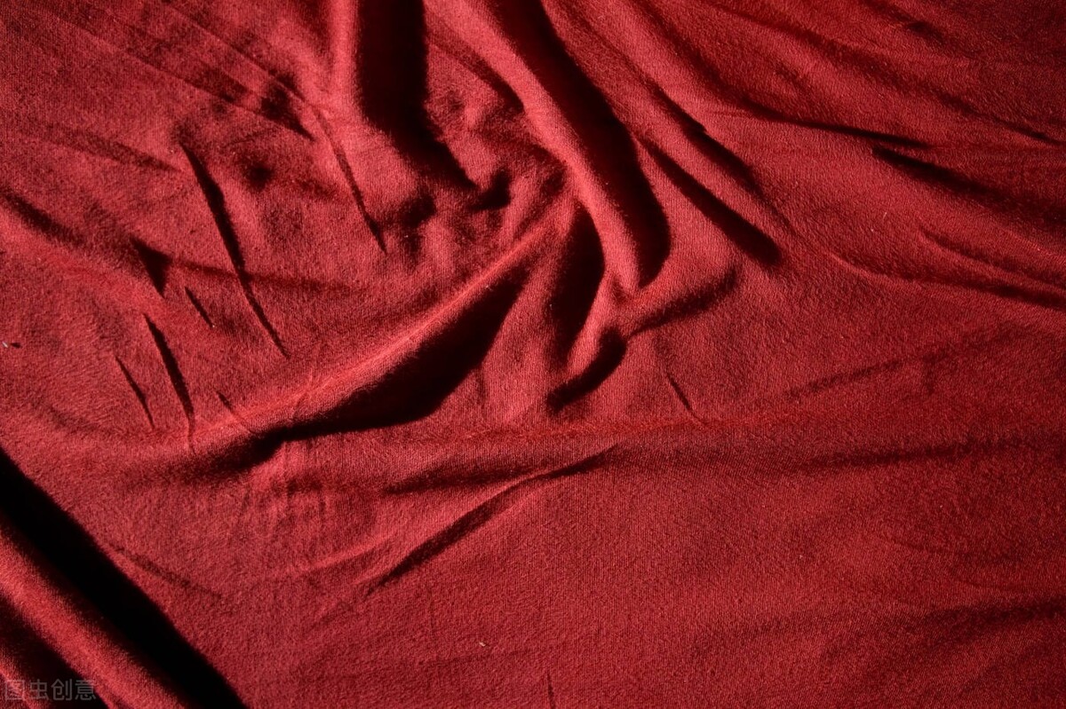 新衣服怎么防止衣服起球,夏季衣服磨起球怎么处理