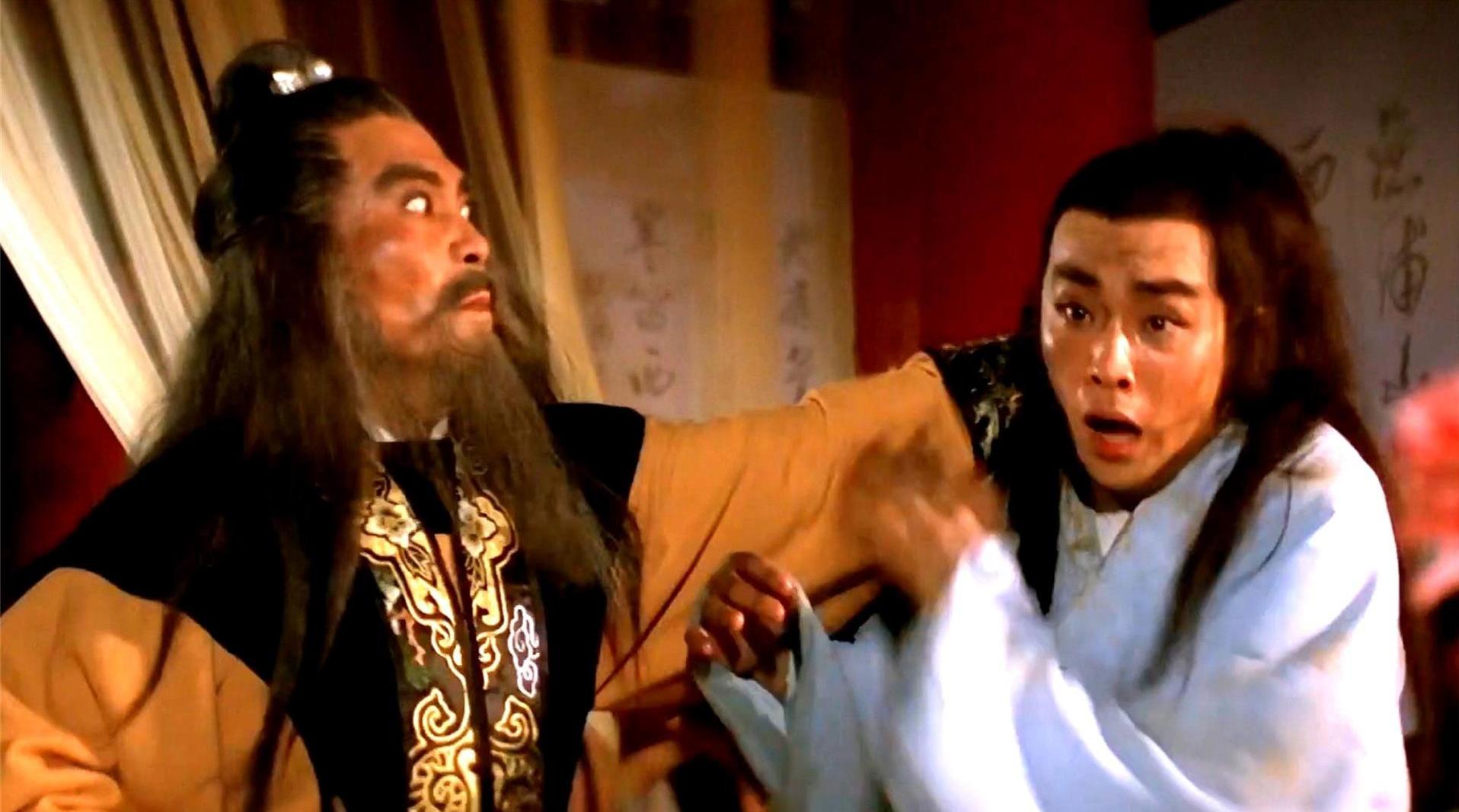 天机老人用的什么兵器,天机老人的兵器为啥是第一