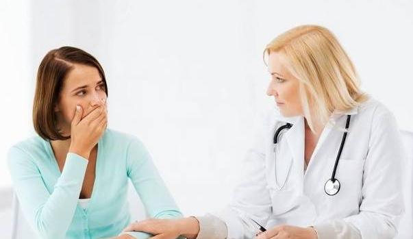 21岁女子确诊宫颈癌痛哭自责,23岁女子外阴癌前病变