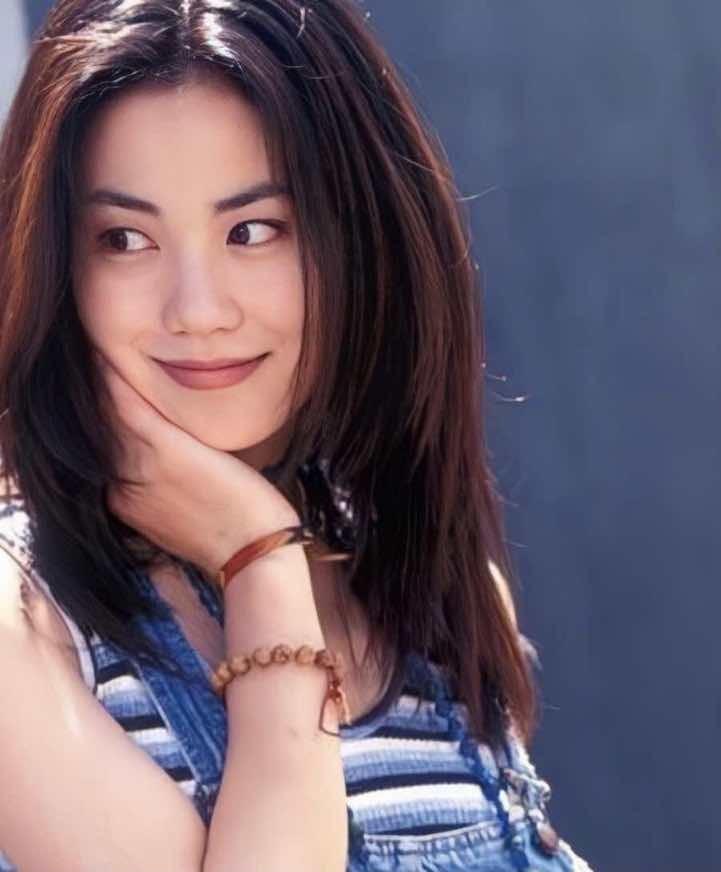 王菲谢霆锋最新状态,为什么说王菲对谢霆锋念念不忘