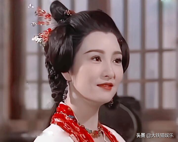 老版天龙八部段正淳情人们,03版的天龙八部段正淳是谁演的