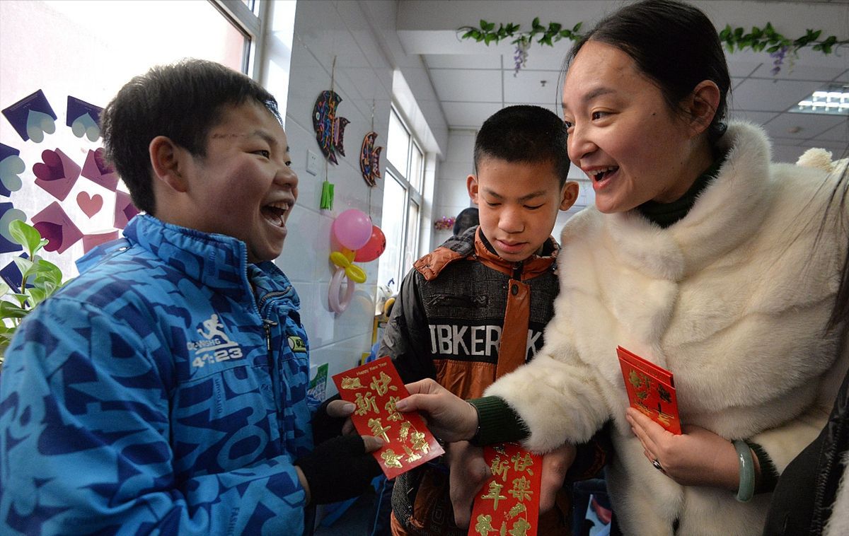 过年给孩子压岁钱讲究给多少,过年小孩子压岁钱给多少合适