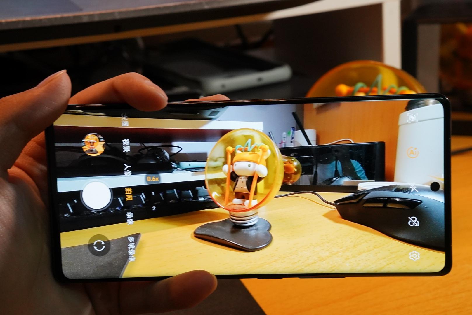 荣耀80系列全新发布定格流动之美,荣耀80手机评测视频