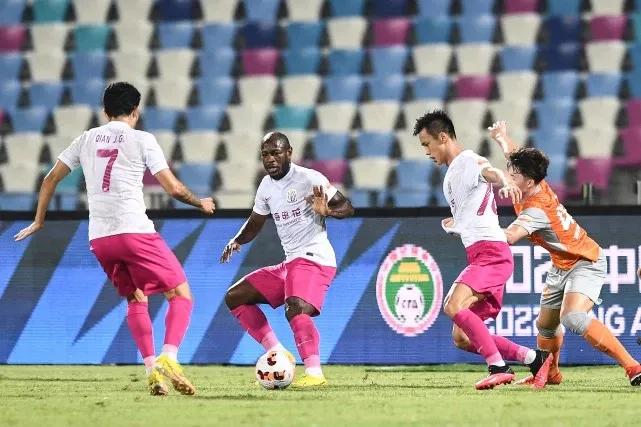 2023中超京鲁大战全场回放,京鲁大战裁判扼杀泰山机会