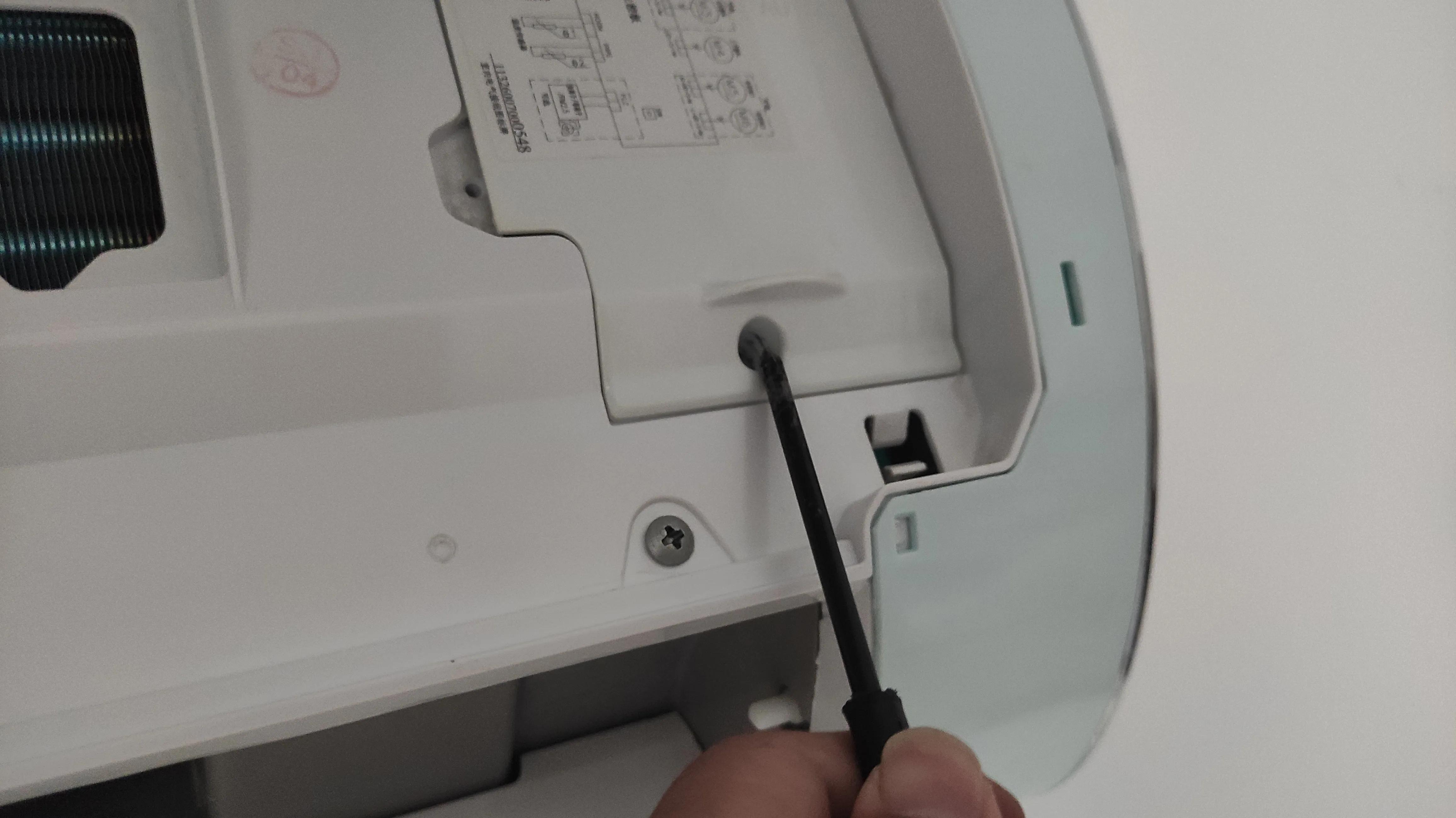 日产天籁汽车空调有异味怎么处理,空调有异味清洗后可以放心使用吗