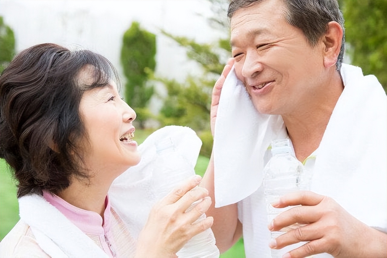 通过性传播的病有哪些不能治愈,五种性传播的病