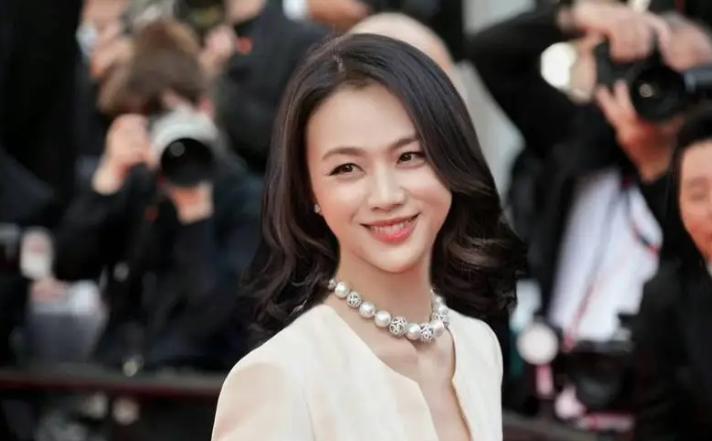 《色戒》的真相：汤唯曾承认和梁朝伟来真的，他很专业，不需替身