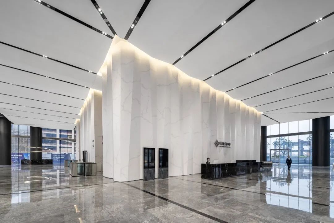 昆明中海国际中心：乘势腾飞的春城之翼