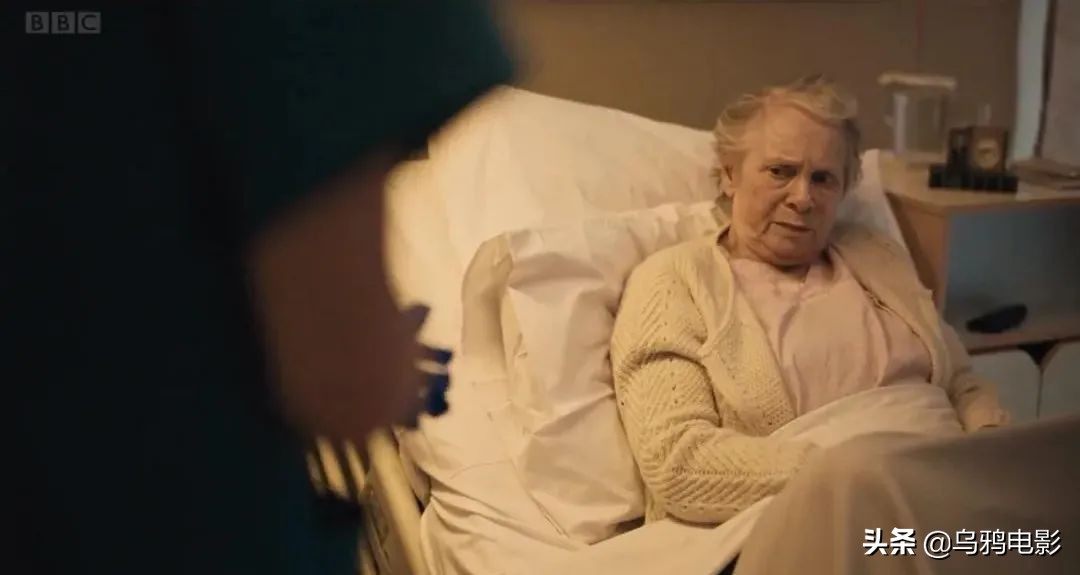 飙升9.4，太敢拍了！撕开血淋淋的现实，忍痛才刷完这剧...