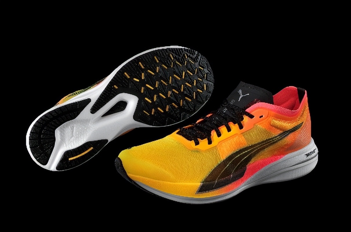 pumadeviatenitroelite测评,puma全新碳板跑鞋