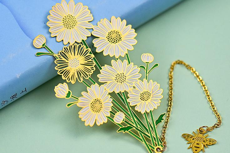 教师节到了送男老师什么礼物最好,教师节送老师什么礼物又不贵最好