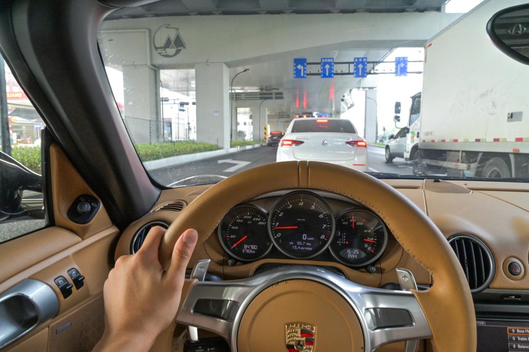 保时捷二手跑车最值得购买的车型,十万左右二手保时捷敞篷车四座