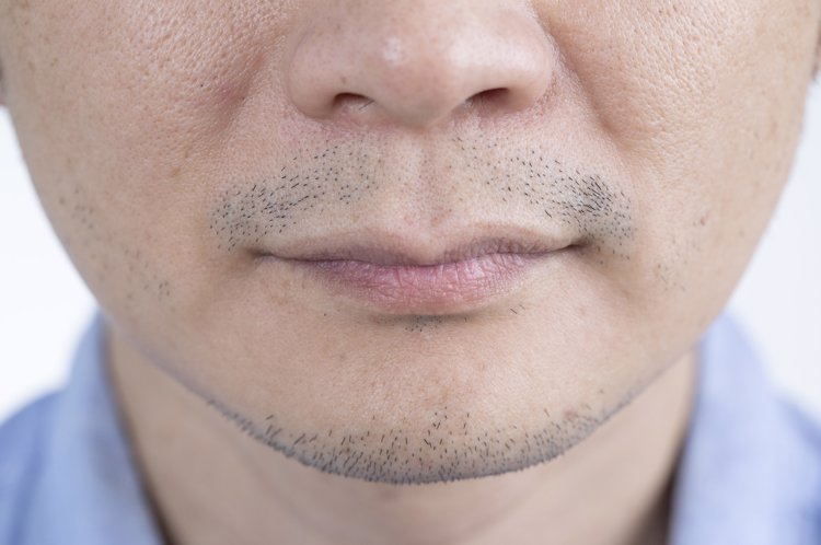 嘴唇颜色代表疾病图片,嘴唇颜色看出身体状况吃什么改善