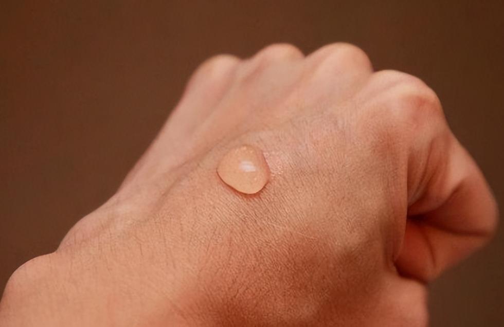 “办事”时使用润滑剂，对人体有害吗？别害羞，男女了解下有好处