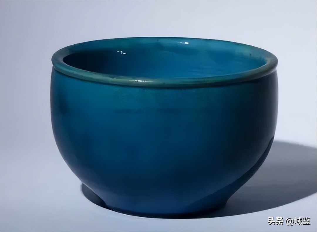 清官窑孔雀蓝釉,明清孔雀蓝釉瓷器图