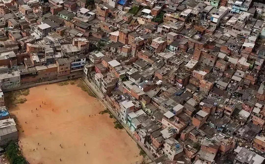 足球有关的经典故事,有关足球的经典故事