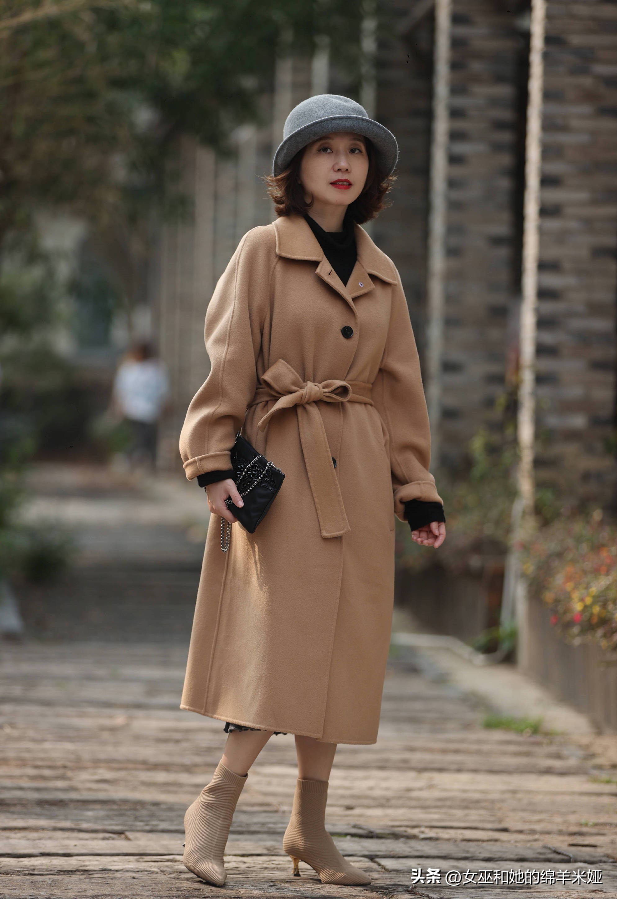 冬天怎么挑选衣服,冬天大衣什么颜色好看