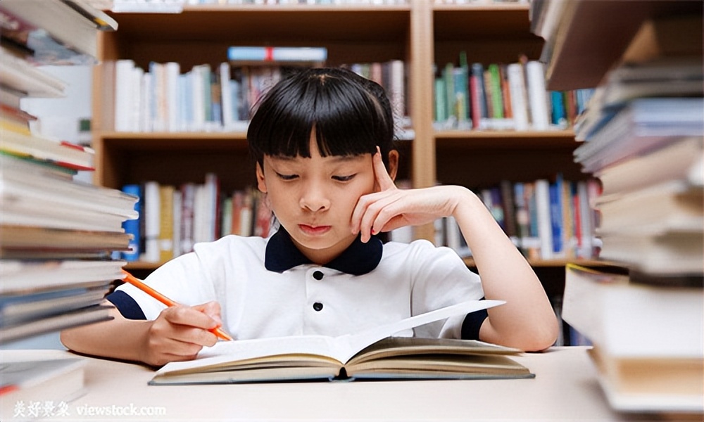 大人不懂英语如何引导孩子学英语,父母不懂英语怎么教小孩