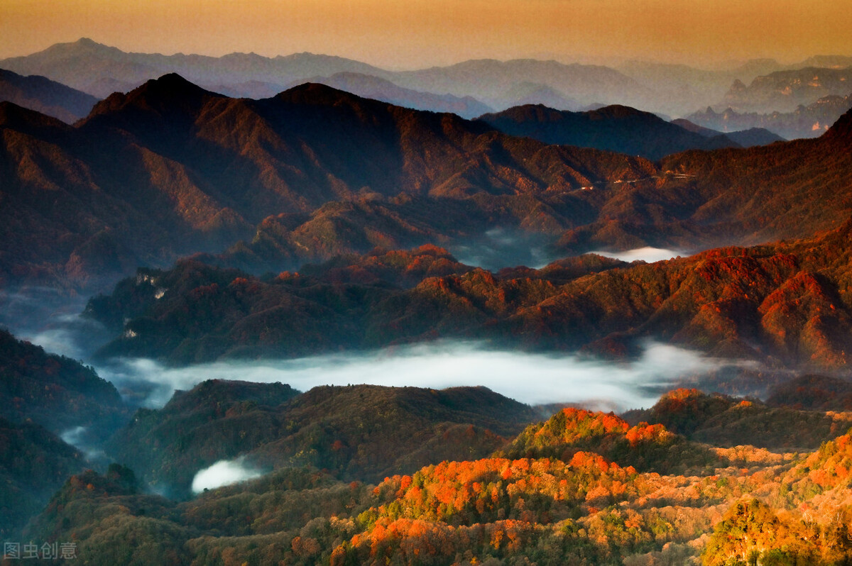 11月份去哪里玩最好玩呢,十一月份秋天适合去哪旅游国内