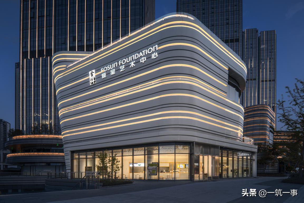 以十一位艺术家的镜头为眼重新“想像荷兰”