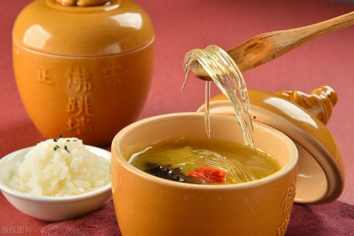 （一）中国烹饪概述火烹熟食是烹饪的起源烹饪小课堂（1）