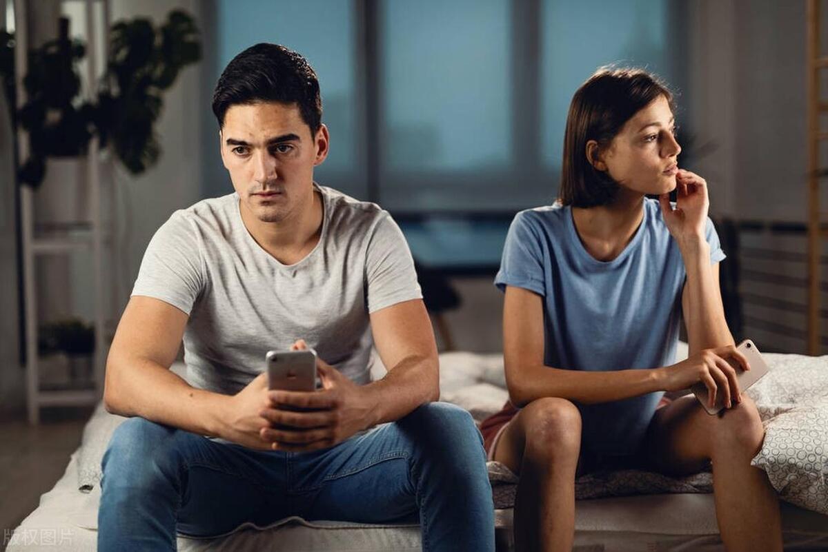 夫妻突然没有共同语言,夫妻之间没有共同语言的句子