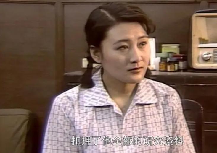 瞪眼咆哮,摇头晃脑,这6位演技被高估的“老戏骨”,该亮亮相了