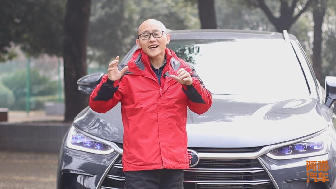 比亚迪技术比不上特斯拉么,比亚迪技术不侵权么