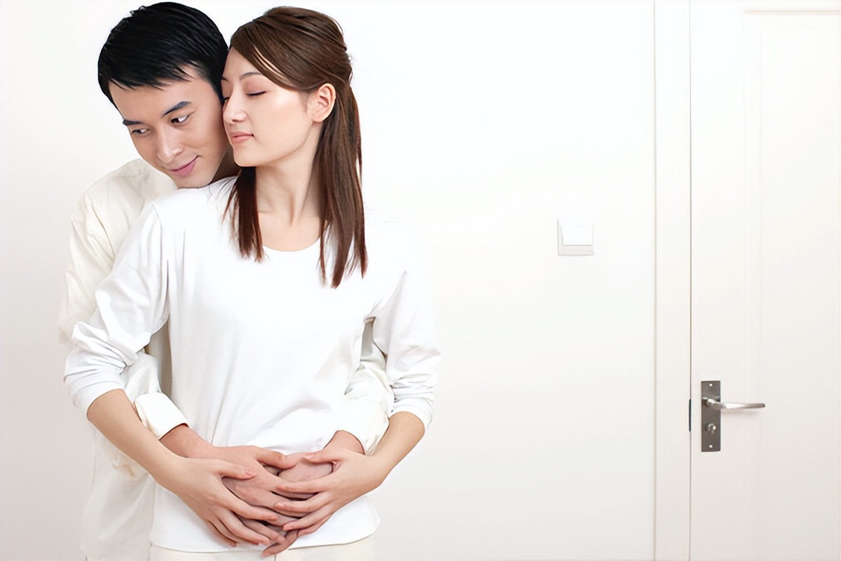 夫妻生活时，使用润滑剂对身体有害吗？医生：做好4点避免伤害