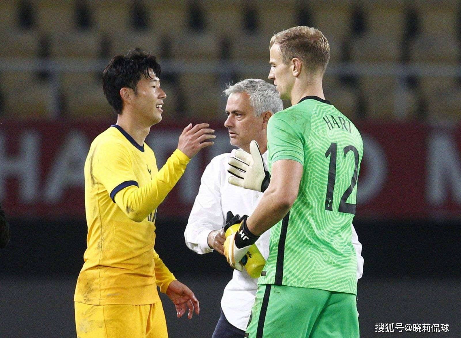 18-19鑻辨牸鍏拌冻鎬绘澂鍐犲啗,鑻辫冻鎬绘澂鍝堢壒灏旀郸vs绱㈠埄鍝堝皵