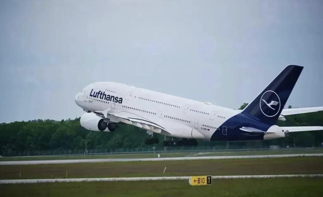 中英航班直飞视频,中英直飞4k