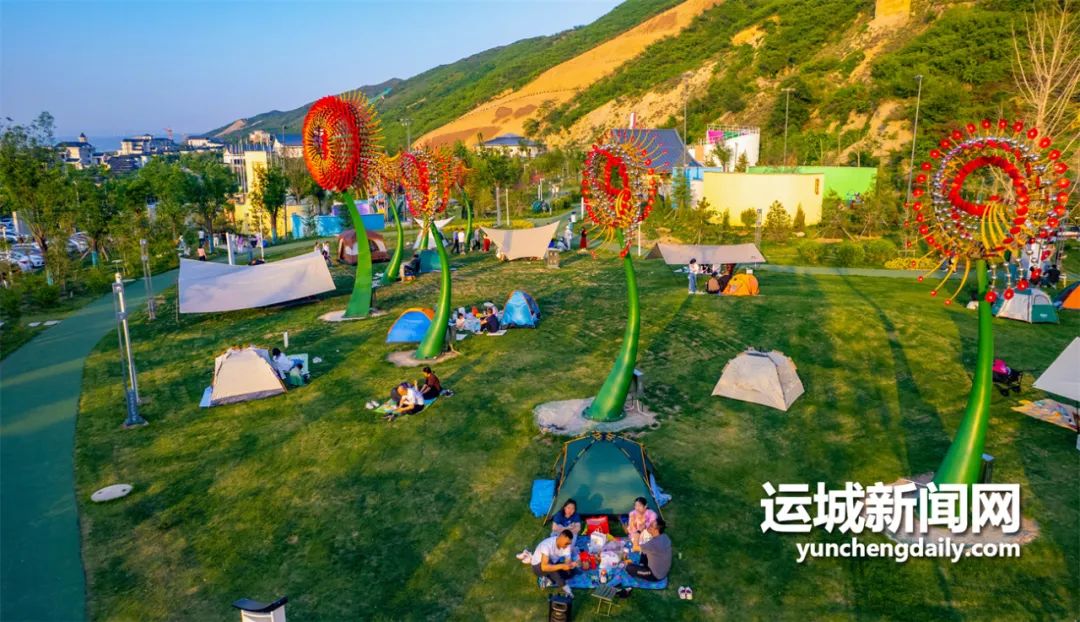 千年盐湖城,千年盐湖全景图