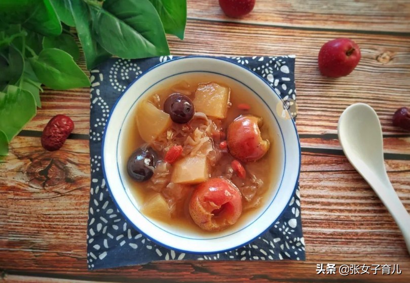 感冒咳嗽是否不能吃鸡蛋和花生米,宝宝感冒了妈妈可以吃甜酒鸡蛋吗