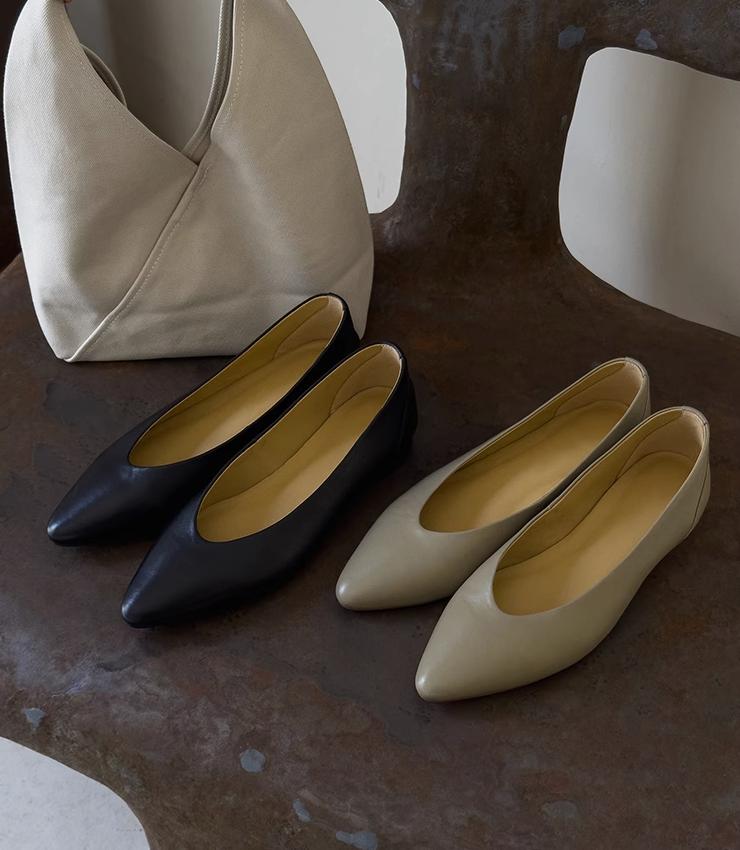 五六十岁女人，尽量不要穿太花哨、太紧身，土气廉价，这么穿才对